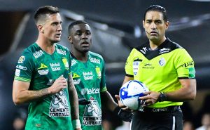 Árbitro de la Liga MX huye – Imago 7

