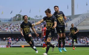 Rivas festejó el gol del empate 
