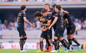 Pumas volvió a festejar en casa
