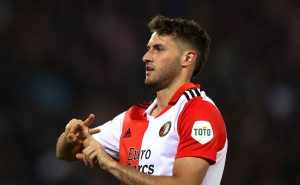 Santiago Giménez. | Getty Images
