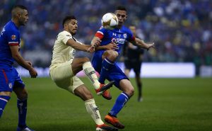 Cruz Azul Marcone y Pablo Aguilar Foto: Imago7/Alejandra Suárez
