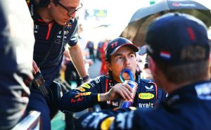 Checo deberá estar más atento – Getty Images
