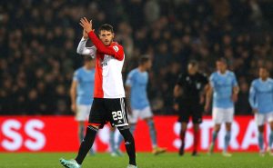 Santiago Giménez tiene un gran futuro por delante. | Getty Images
