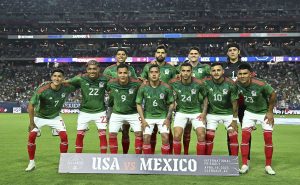 Luis Chávez arrancó de titular contra Estados Unidos.
Foto: Imago7
