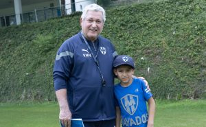 Vucetich y Monterrey le hicieron pasar un buen rato a un aficionado.
