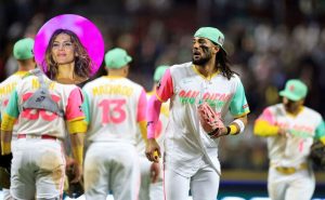 María León protagonizó un osototote en el evento de la MLB
