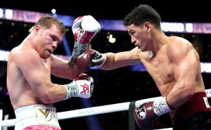 Quiere todo de Canelo Álvarez. Fuente: Getty
