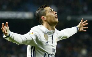 Cristiano Ronaldo podría regresar al Real Madrid pero no como jugador.
