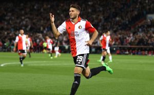 Santiago Giménez quiere el campeonato de goleo en Eredivisie. Fuente: Getty
