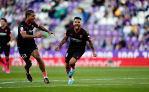 Tecatito volvió a festejar en España – Twitter @SevillaFC

