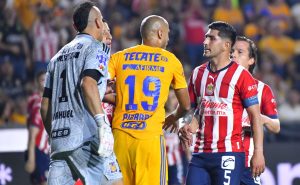 Chivas vs Tigres / Fuente: Imago7
