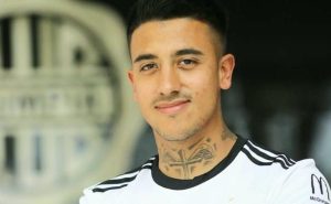 El uruguayo, Robert Ergas vestirá la casaca del Pumas en el Apertura 2023.
