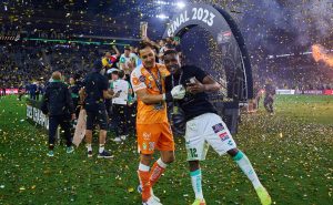 Los festejos del campeón tuvieron un lado triste – Imago
