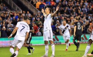 Zlatan Ibrahimovic dijo adiós al fútbol profesional
