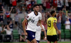 Ricardo Pepi señaló que su selección es mejor ue la mexicana y encendió la polémica.

