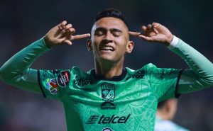 Fidel Ambriz anda en el radar de las Chivas para la temporada que viene (Getty)
