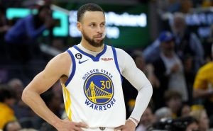 Stephen Curry tendrá a una estrella como compañero en los Warriors.
