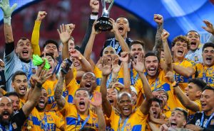 ¡Confirmado! Legendaria figura del Tigres extendió su contrato con los universitarios