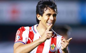 José Juan Macías se burla de Brandon Vázquez por lastimar a Chivas – Getty Images
