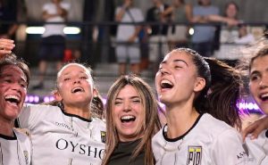 PIO FC, campeonas de la Queens League | @PIOFCFemenil
