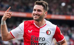 Santi hizo un golazo en el amistoso del Feyenoord – @Feyenoord
