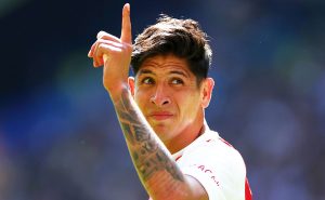 Edson Álvarez tiene permiso del Ajax de fichar con West Ham – Getty Images
