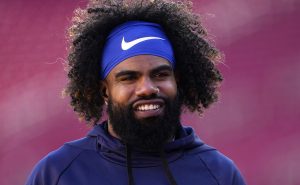 Ezekiel Elliott ha firmado con un nuevo equipo de la NFL.

