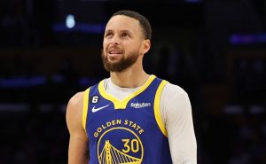 Los Warriors de Stephen Curry firmaron a un nuevo jugador.
