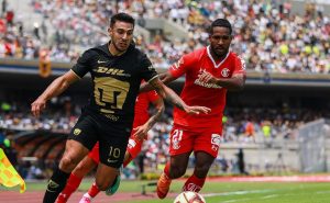 Pumas y Toluca juegan dentro del Apertura 2023.
