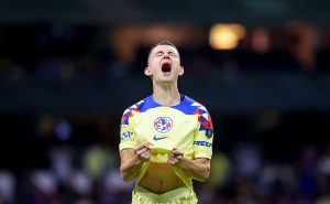 Álvaro Fidalgo en lamento, durante el partido de la jornada 6 del torneo Apertura 2023 de la Liga BBVA MX. Foto: Imago7
