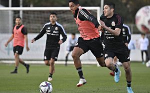 Ciudad de México a 1 de Febrero de 2021. Luis Romo y Gerardo Arteaga  durante la sesión de entrenamiento de la selección nacional de México en las instalaciones del CAR, previo a la fecha FIFA.<br />
Foto/Imago7/ Etzel Espinosa
