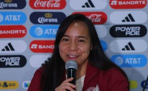 Pachuca, Hidalgo a 25 de septiembre de 2023. Charlyn Corral, durante la conferencia de prensa previa al partido de la Selección Nacional de México Femenil contra Trinidad y Tobago del torneo Clasificatorio para la Copa Oro W 2023 de la CONCACAF, celebrado en el Estadio Hidalgo. Foto: Imago7/Eloisa Sánchez
