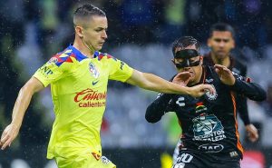 Fidalgo tuvo que salir ante Pachuca – Getty Images
