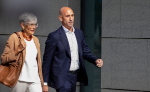 Luis Rubiales le dio un giro al caso en su contra
