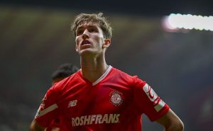 Toluca, Estado de México, 1 de octubre de 2023.  Marcel Ruiz durante el partido de la jornada 10 del torneo Apertura 2023 de la Liga BBVA MX, entre los Diablos Rojos del Toluca y las Chivas Rayadas del Guadalajara, celebrado en el estadio Nemesio Diez.<br />
 Foto: Imago7/ Etzel Espinosa
