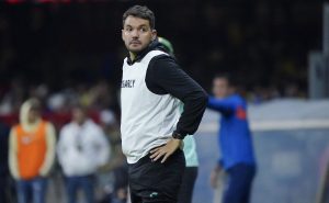 Nicolás Larcamón  durante el partido de vuelta de los Cuartos de Final. Foto: Imago7
