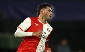 Santiago Giménez es pretendido por varios clubes europeos. | Getty Images
