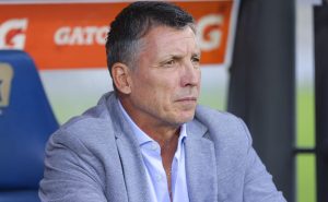 MEXICO CITY, MEXICO – AUGUST 27: Robert Dante Siboldi, coach of Tigres looks on during the 6th round match between Pumas UNAM and Tigres UANL as part of Torneo Apertura 2023 Liga MX at Olimpico Universitario Stadium on August 27, 2023 in Mexico City, Mexico. (Photo by Agustin Cuevas/Getty Images)
