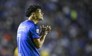 Uriel Antuna, durante el partido correspondiente a la jornada 1 del torneo Clausura 2024.<br />
Foto/ Imago7
