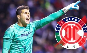 Julio González de Pumas manda recado a Tiago Volpi de Toluca
