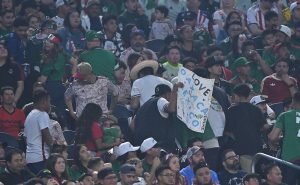Bronca en las gradas tras la Final de la Liga de Naciones.
