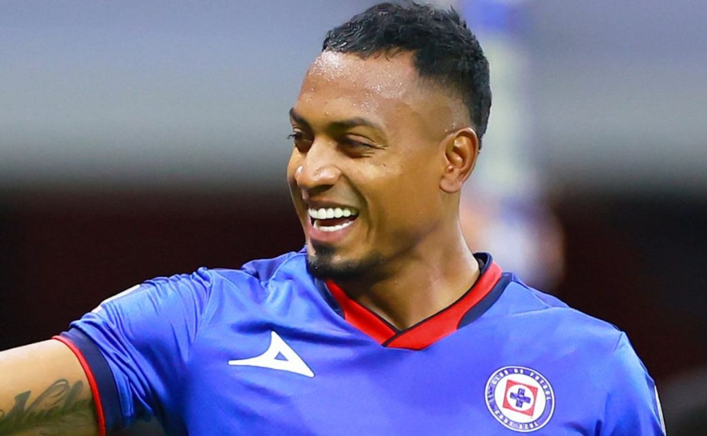 Cruz Azul y Martín Anselmi recuperan a Willer Ditta ante Pumas