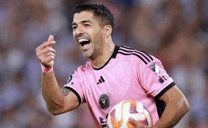 Luis Suárez pudo llegar a Cruz Azul.
