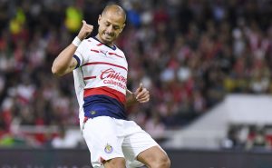 Las Chivas consiguieron su boleto a la Liguilla directa tras vencer a Atlas en el Clásico Tapatío
