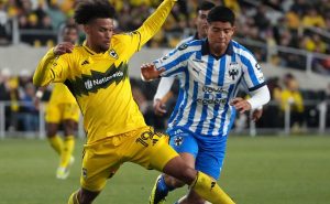 Rayados y Columbus buscan conseguir el último boleto a la final de la Concachampions
