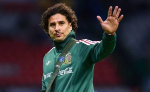Guillermo Ochoa será uno de los convocados.
