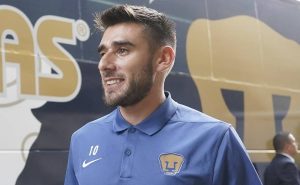 Toto Salvio se iría del cuadro del Pedregal.
