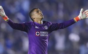 Kevin Mier espera brillar con Cruz Azul en las semifinales.
