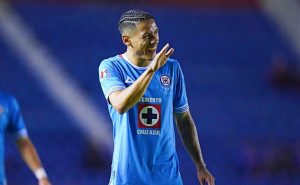 Cruz Azul sigue sin concretar la venta de Antuna.

