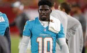 Tyreek Hill fue arrestado de manera sorprendente
